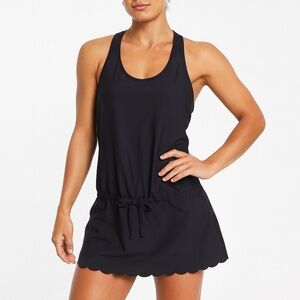 Lucy Active Black Scalloped Hem Cinch Drop Waist Mini Athletic Dress Size Medium